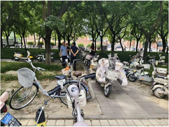 8南校区三号楼南侧改造前.png
