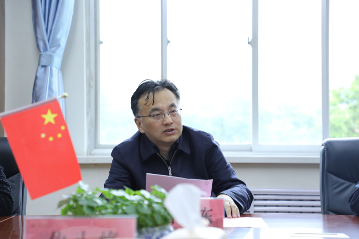 ae5eef9c04754013b1625ab948009f33.jpg 2校党委副书记吕卫东讲话.jpg