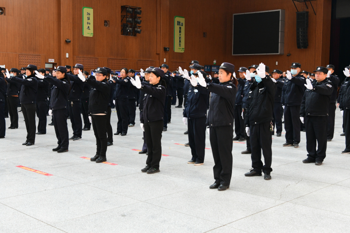 7交通指挥手势培训.jpg