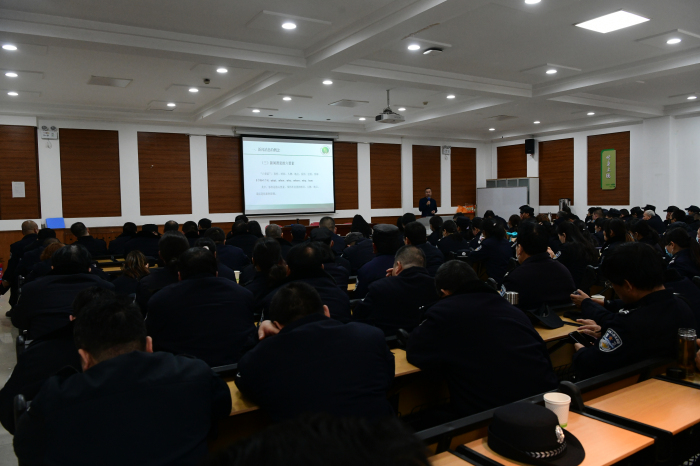 6005f05fb1614109b545df646559cd87.jpg 新闻消息写作培训.jpg